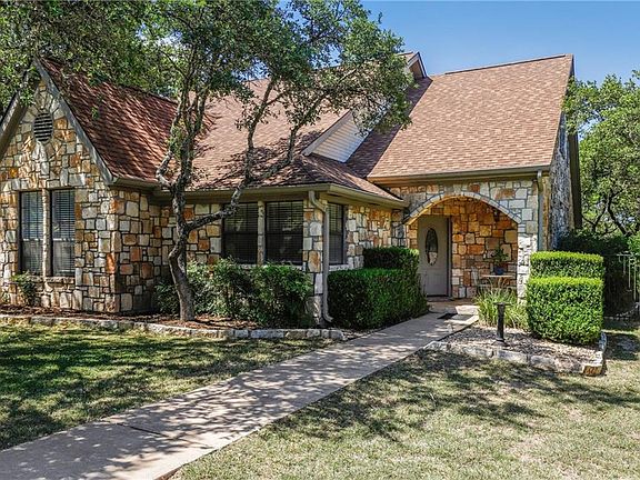 4th image of 904 N Canyonwood Dr