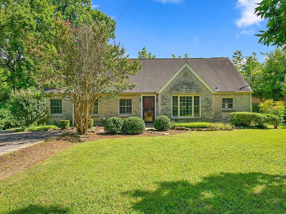 1st image of 2011 Cedar Ln