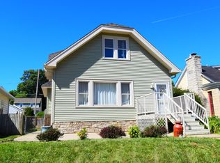 2173 S 85th St, West Allis, WI 53227