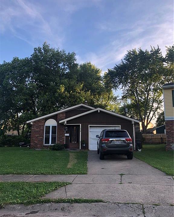 1st image of 3811 Helton Dr