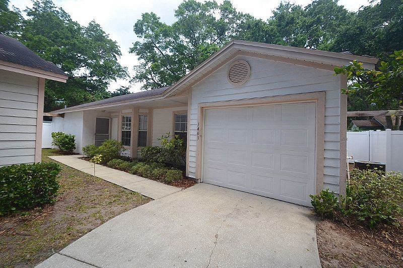 1st image of 1463 Loman Ct