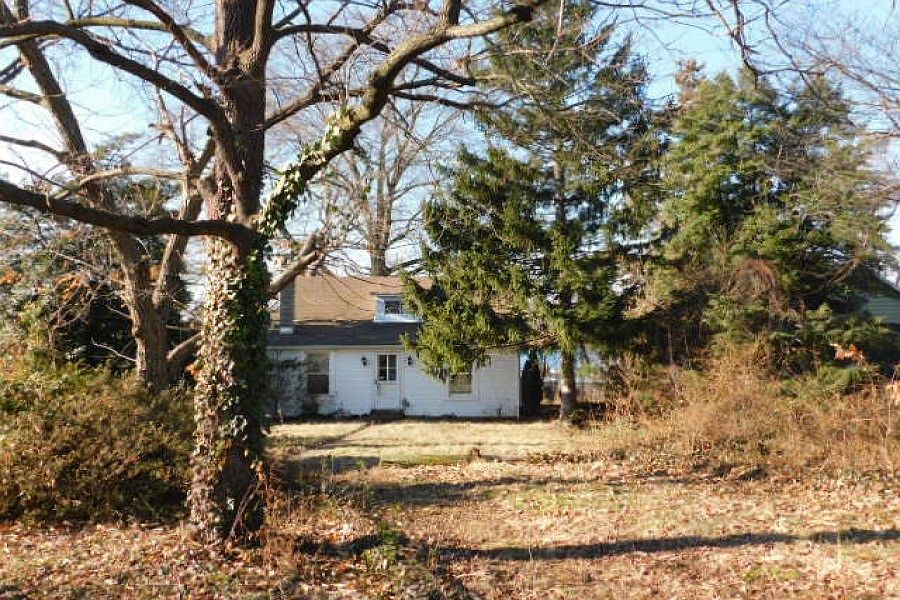 2nd image of 7530 Old Battle Grove Rd