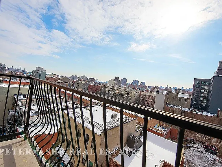 2205 3rd Ave #7A — Photo 4