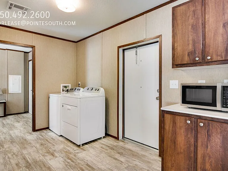 396 Peachtree Cir — Photo 9
