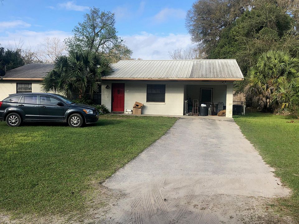 2nd image of 3210 NE 15th Ave