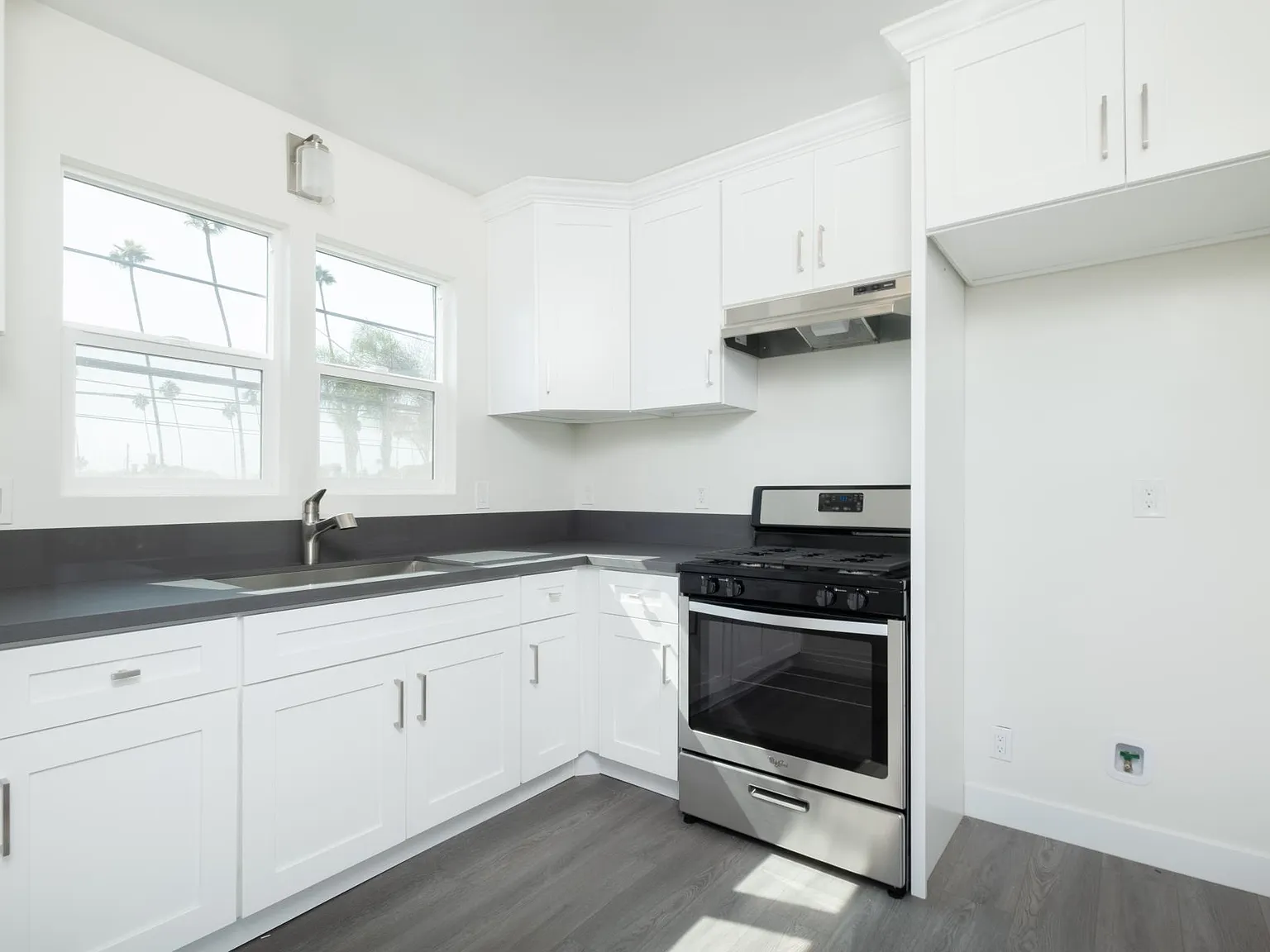3941 Arlington Ave — Photo 1
