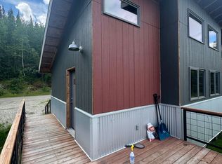 933 Lincolnwood Dr #C, North Pole, AK 99705