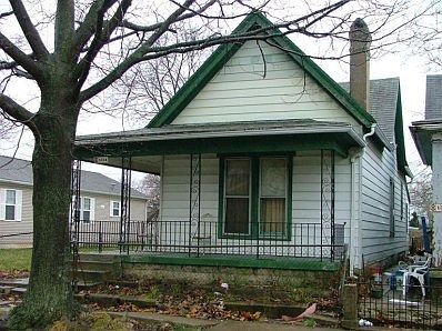 2nd image of 1354 W 1st St