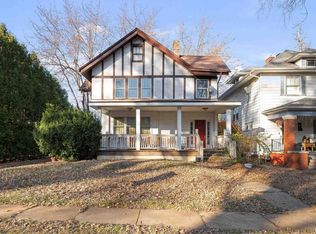 402 E Rusholme St, Davenport, IA 52803