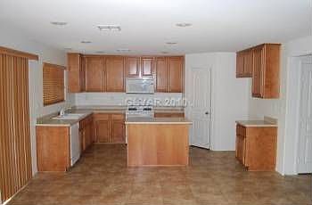 3rd image of 5537 Roans Prairie St