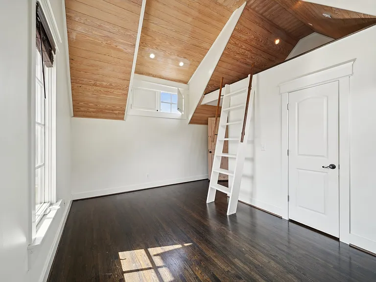 14th Street South Apartments — Photo 19