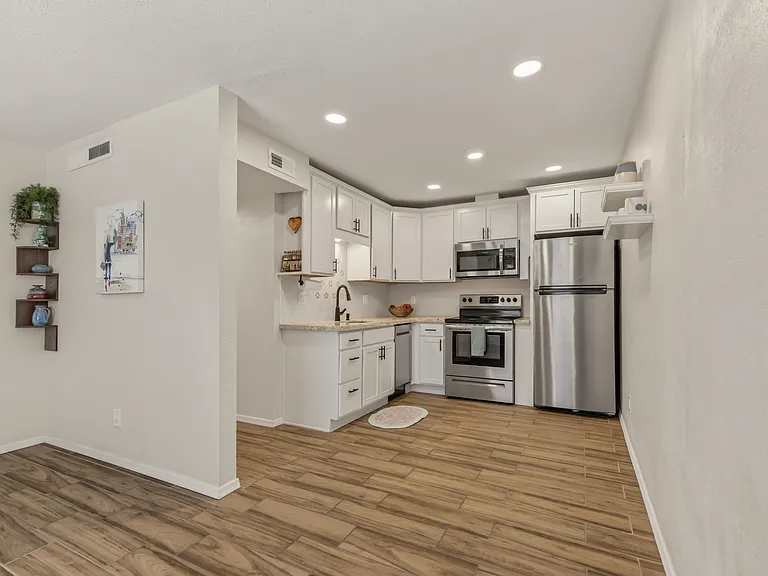 7818 E Glenrosa Ave #3 — Photo 11