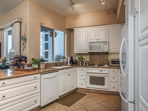 4th image of 1400 E Ocean Blvd Unit 2101