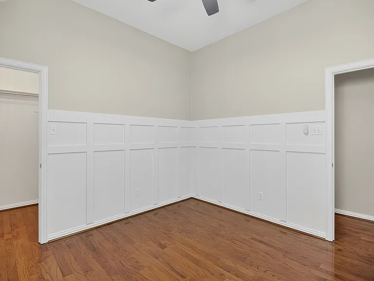 1604 Wagon Wheel Dr — Photo 3