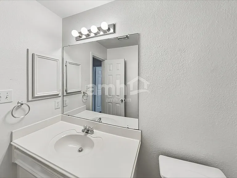 11011 Pierce Valley Dr — Photo 17