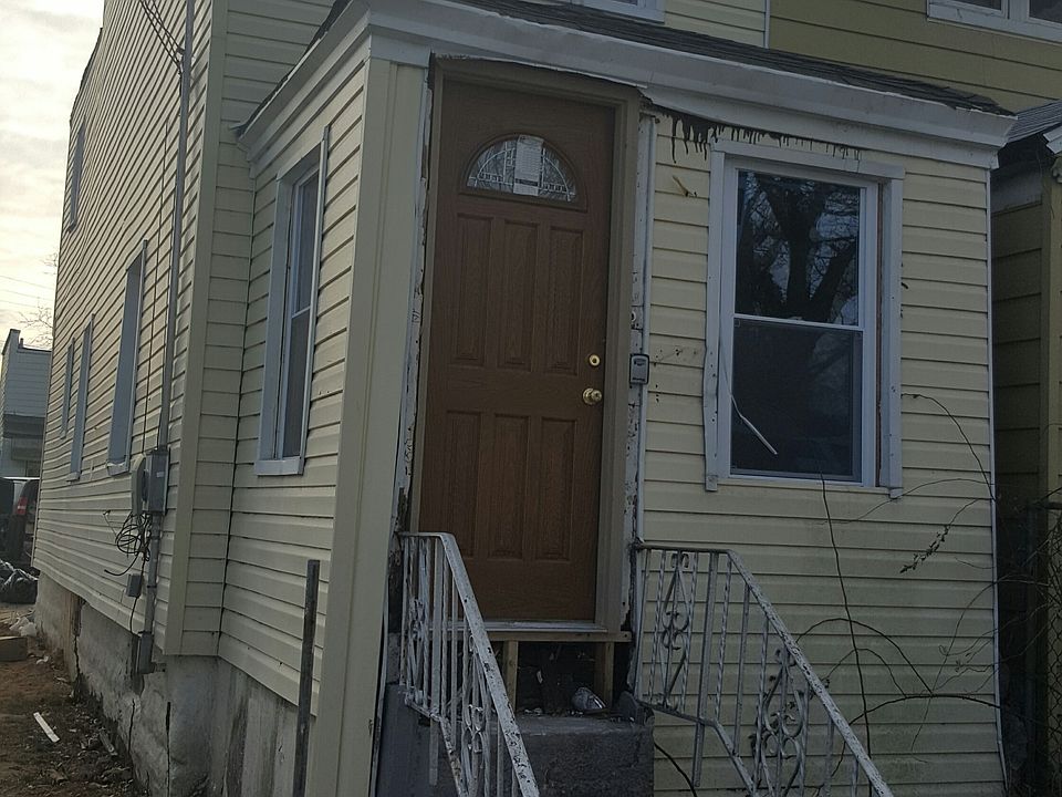 1st image of 15360 Foch Blvd