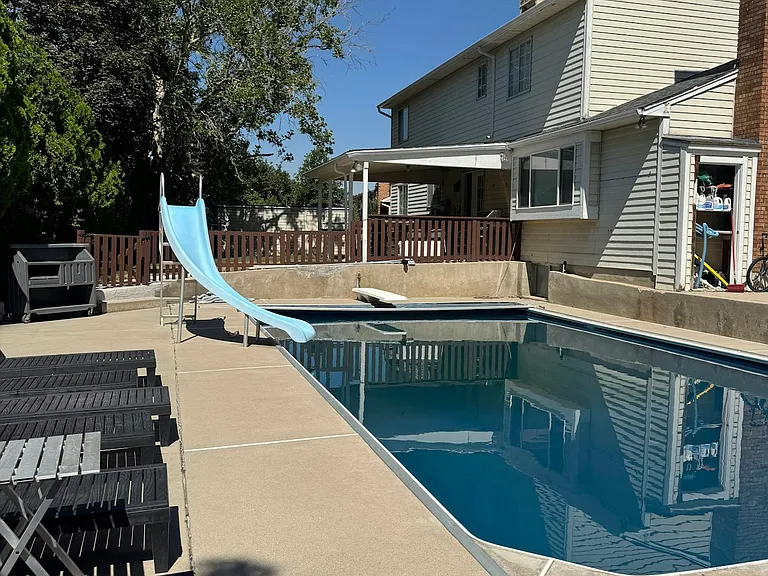 1242 E Eastridge Cir — Photo 2