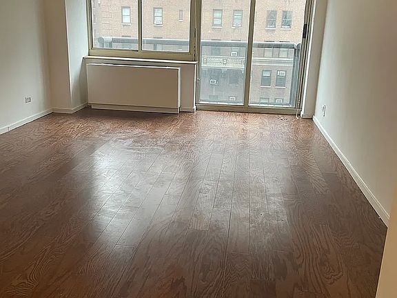 4th image of 250 W 90th St APT 8J