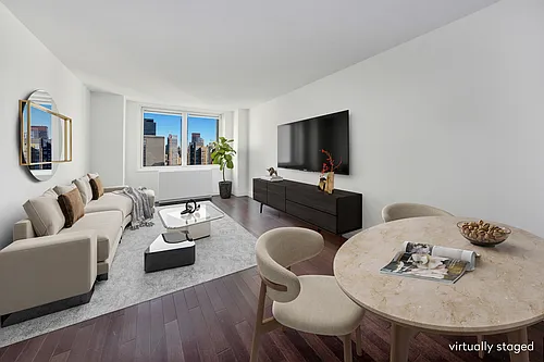 212 E 47th St #30D Photo 1