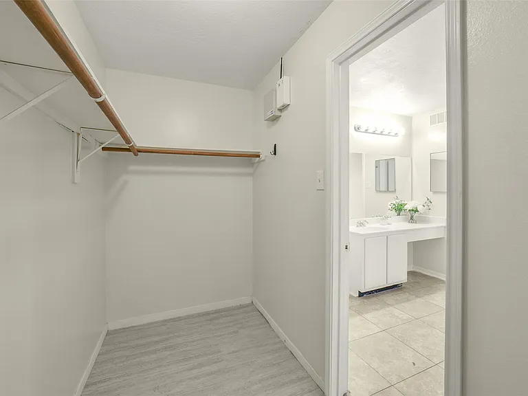 839 Autumn Point Ln — Photo 29