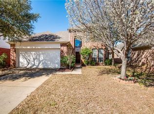 2017 Oak Manor Dr, Bedford, TX 76021