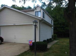 5526 Sandpiper Dr #20F, Parma, OH 44134
