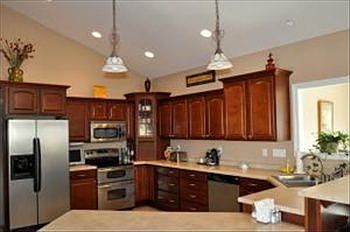 3rd image of 938 Aspen Valley Dr