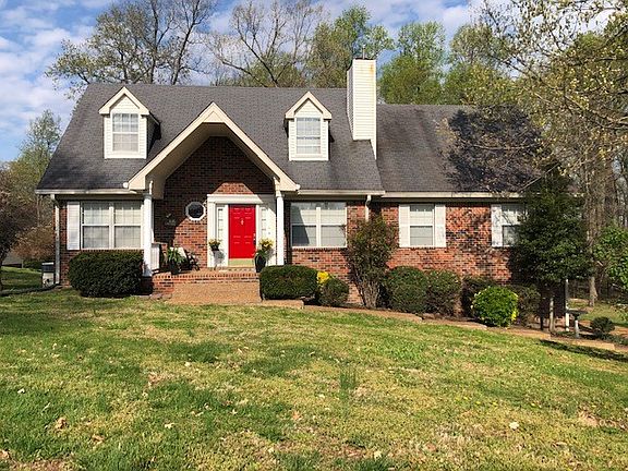 2nd image of 201 Shady Ln