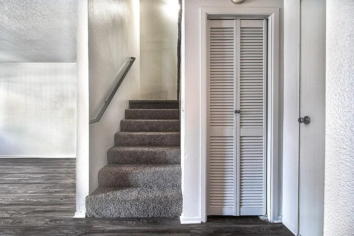 3 bed, 2.5 bath, 1300 sqft, $2,950 — Photo 3
