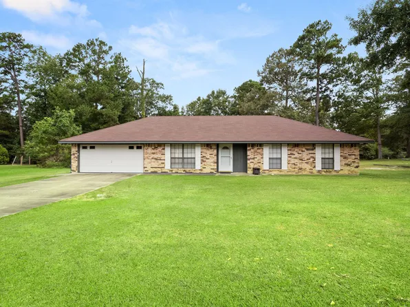 176 Old Oak Ln, Leesville, LA 71446
