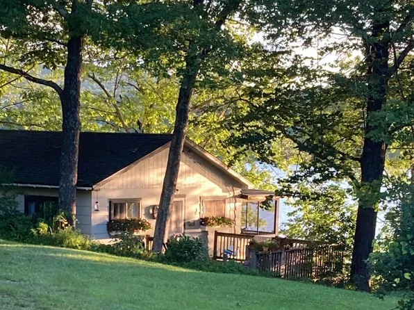 613 Stony Point Road, Benson, VT 05743