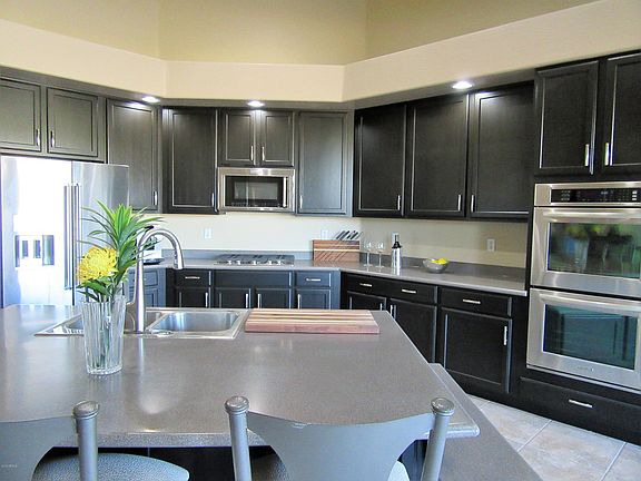 4th image of 2738 N Cabot Cir