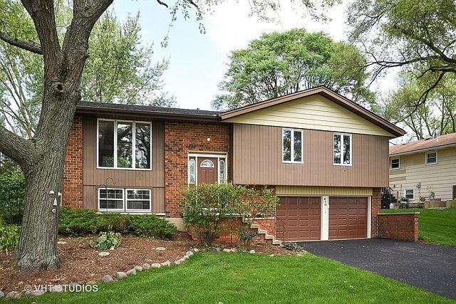 1st image of 610 Boxwood Dr