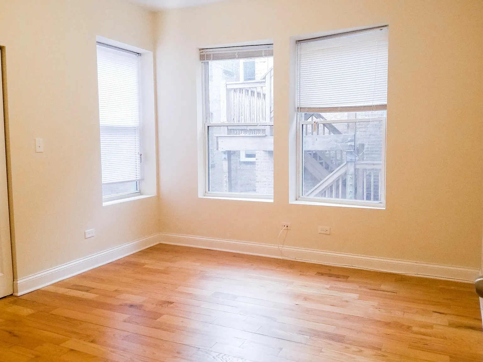 5432-44 S. Woodlawn Ave. / 1162-68 E. 54th Pl. — Photo 2