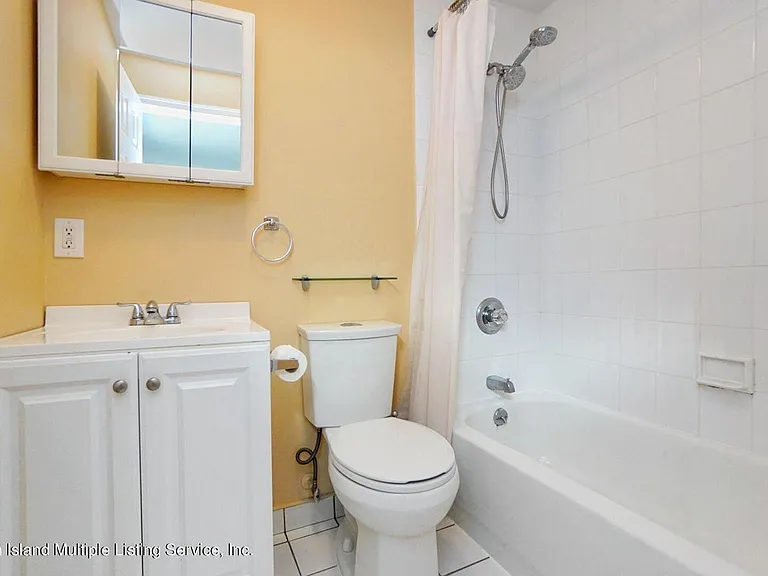 44 Pebble Ln #1 — Photo 5