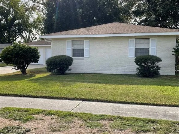1613 Madewood Rd, La Place, LA 70068
