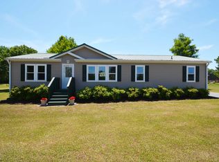 126 Meredith Dr, Eutawville, SC 29048