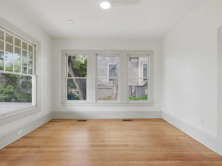 608 Harthan St — Photo 12
