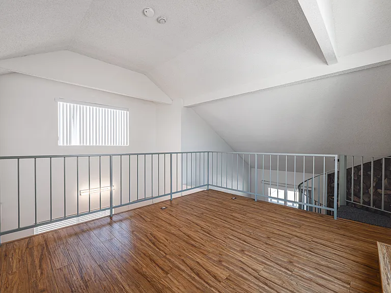 10133 Tujunga Canyon Blvd #12 — Photo 17