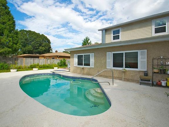 3rd image of 14706 Sugarwood Pl