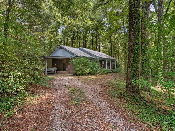 91 Lee Road 862, Opelika, AL 36804