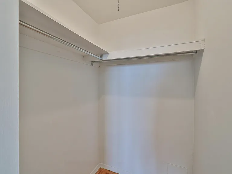 49 Wellington St — Photo 15