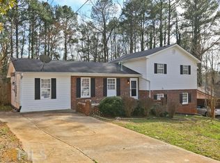 1988 Copperfield Cir, Decatur, GA 30035