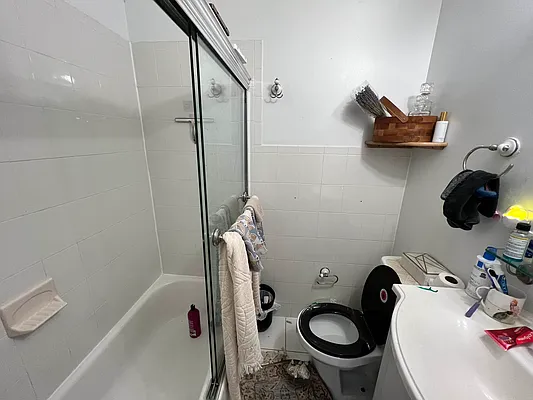 Rented by Highline Residential | media 33