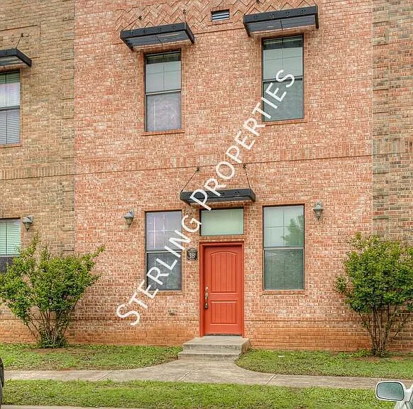 375 Triad Village Dr #18 — Photo 3