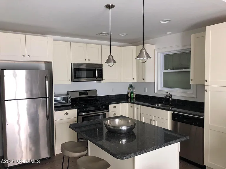 123 W Kingfisher Way — Photo 6