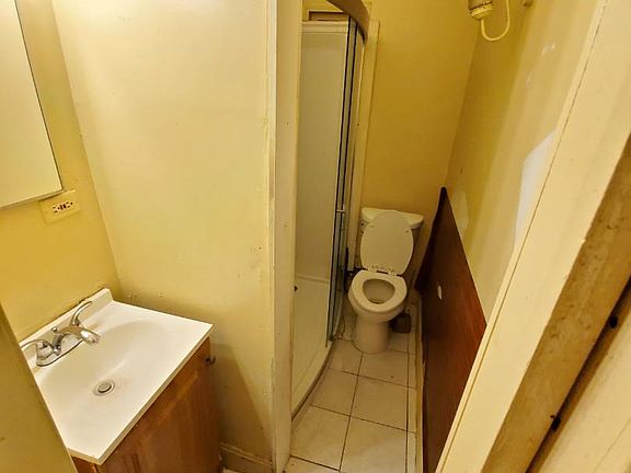 4th image of 114-43 Farmers Blvd #2B