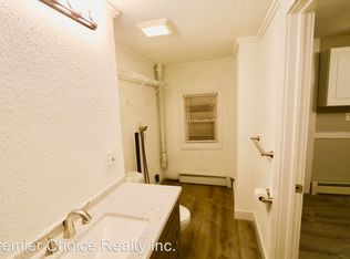 671 Springfield St APT D, Feeding Hills, MA 01030