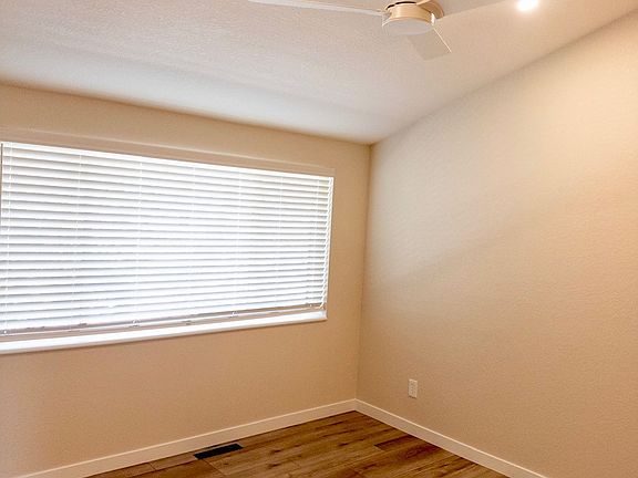 5th image of 7022 W 76th Ave