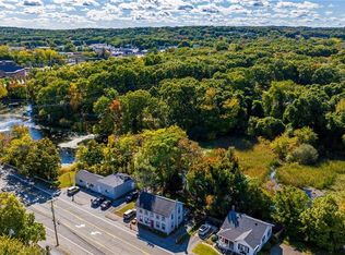 1247 Greenwich Ave, Warwick, RI 02886